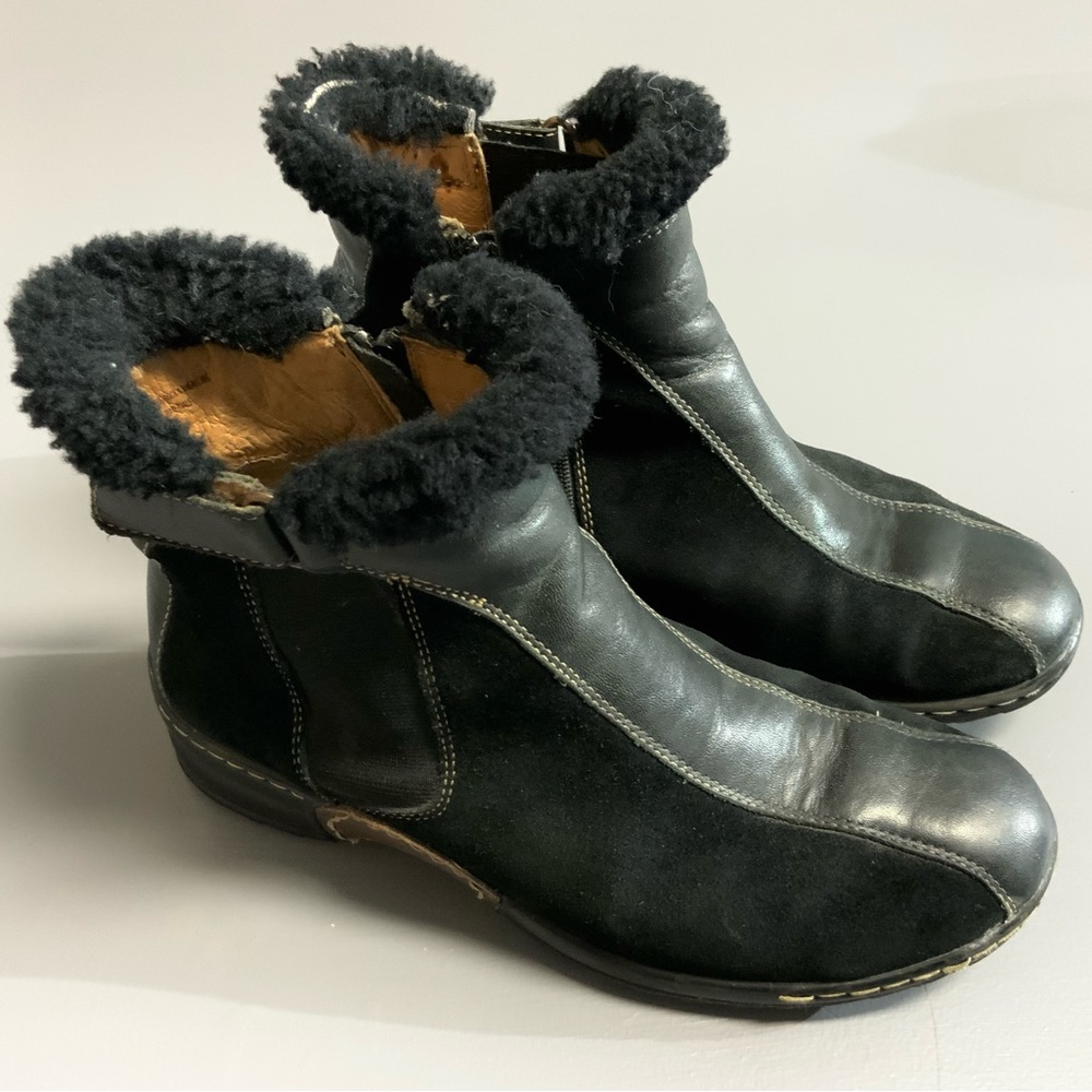 Sofft warm winter booties size 7